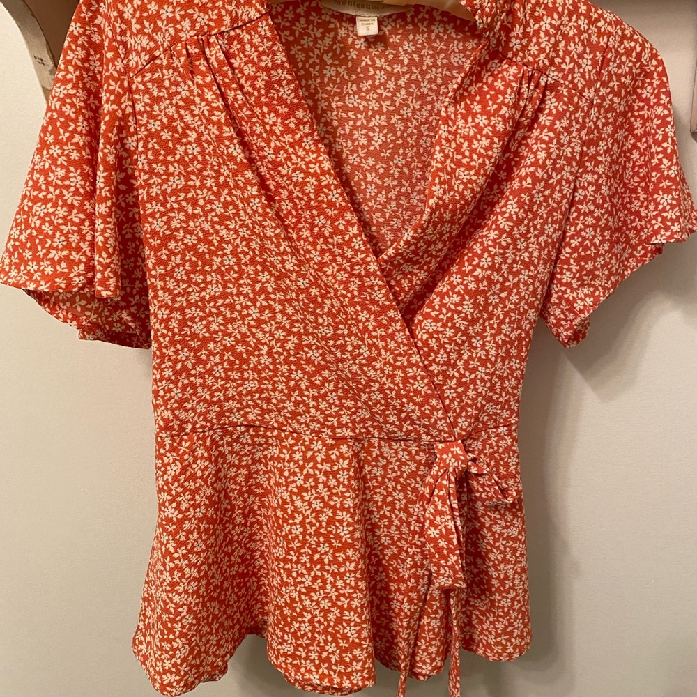 Monteau Los Angeles Orange Red Floral Wrap Blouse